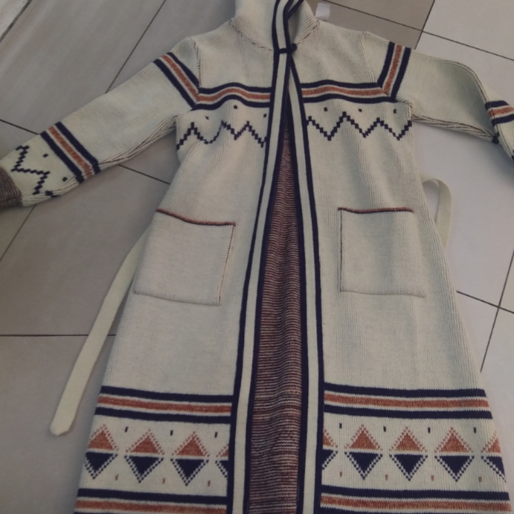 VTG Sabra Wintuck Knit Hooded Capote Aztec Native